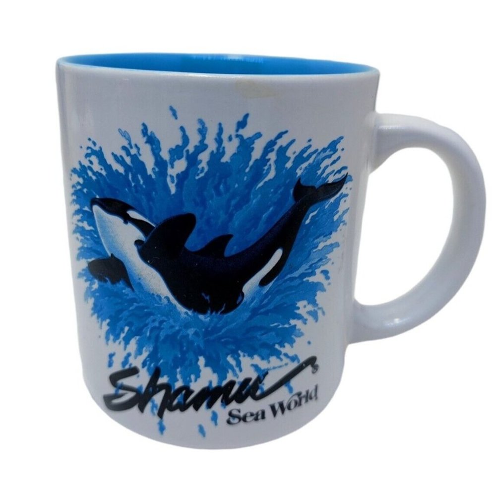 Sea World Shamu White Blue Ceramic Coffee Tea Mug Cup 3.75" Made in Korea